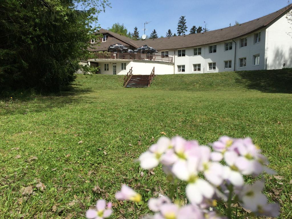 Hotel Schindleruv Haj Svitavy Buitenkant foto