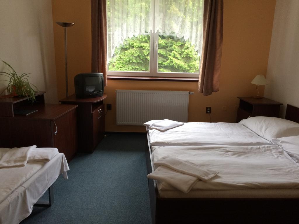 Hotel Schindleruv Haj Svitavy Kamer foto