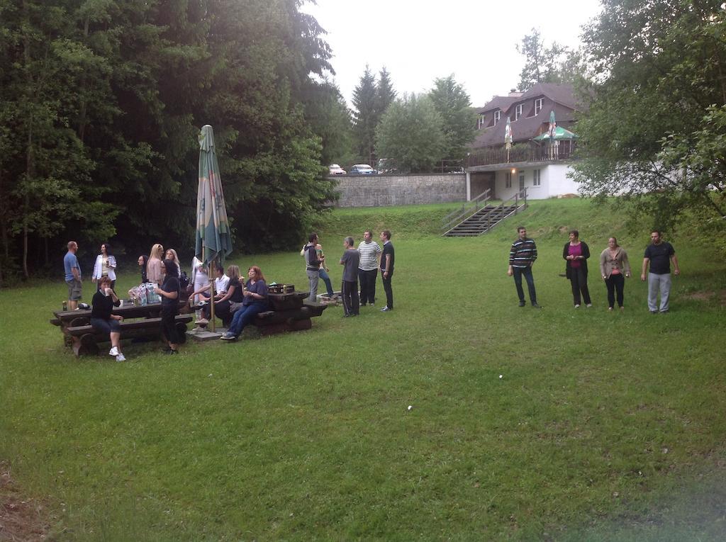 Hotel Schindleruv Haj Svitavy Buitenkant foto